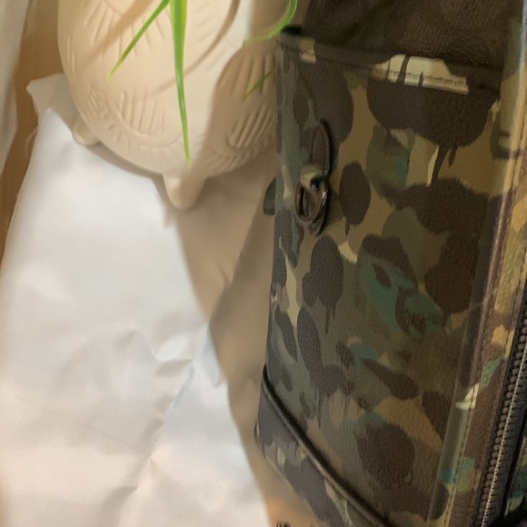 Coach League Flap Backpack In Signature Canvas With Camo Print - Picture 17 of 17